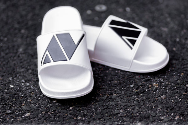 AV beach slides